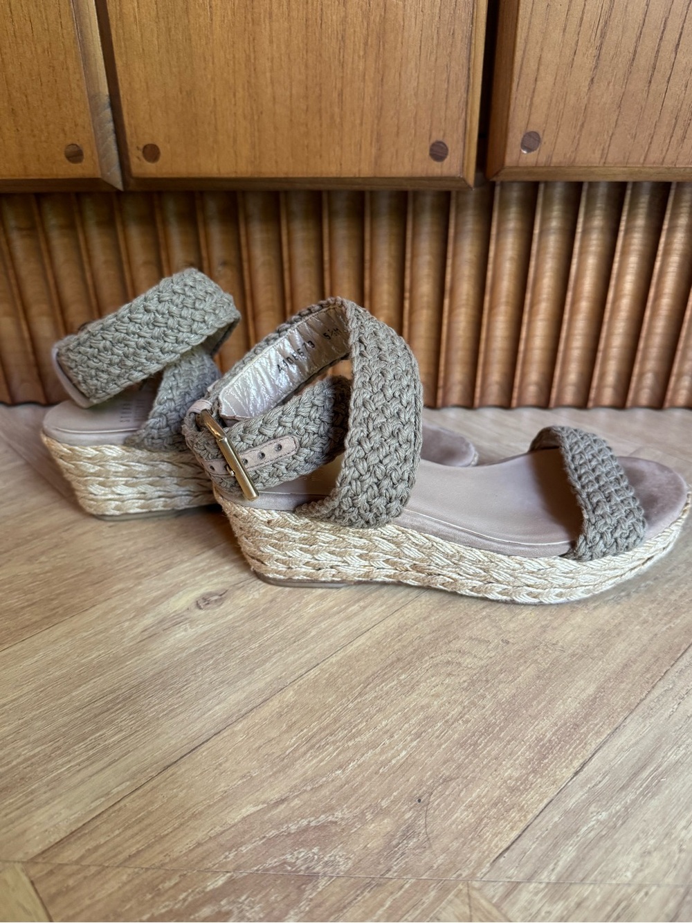 STUART WEITZMAN Alex Lo Swamp Crochet Espadrille Wedge